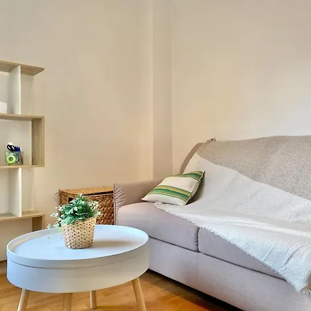 Le Brea Cosy Dans La Vieille شقة *